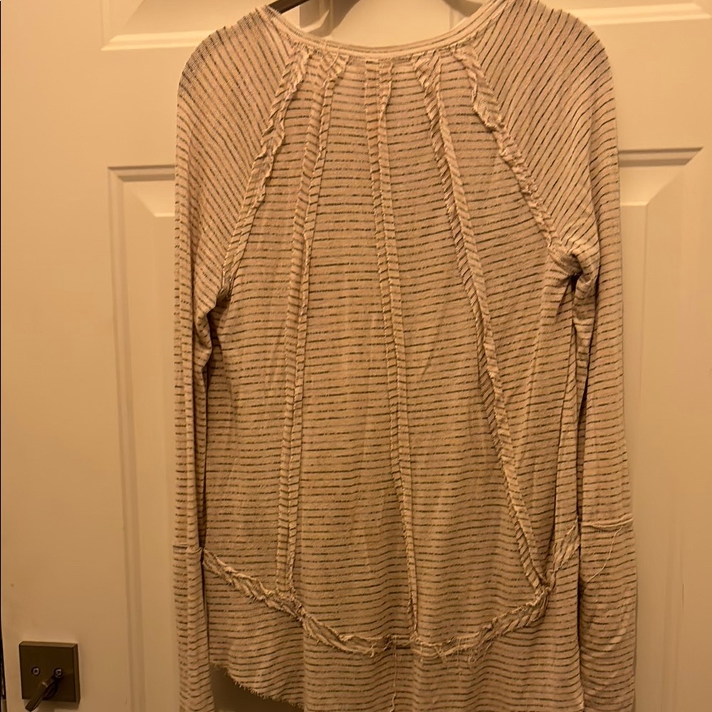 Knox Rose Brown Bell Sleeve Lightweight Top - Picture 3 of 3
